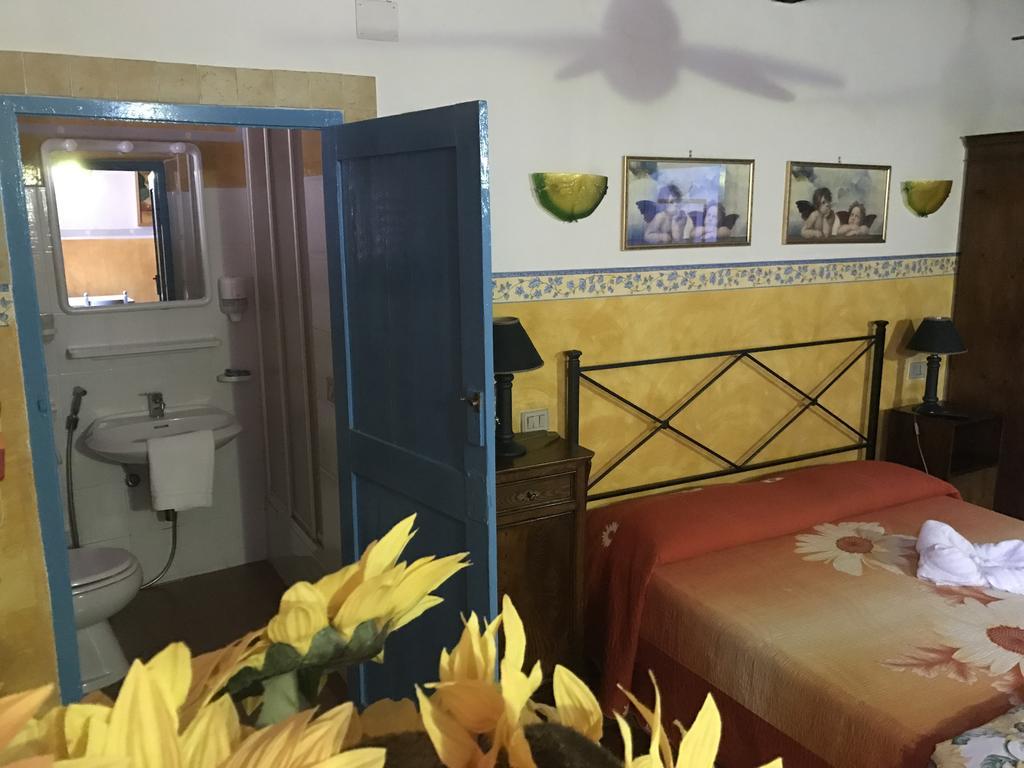 Triple Room,917096266:JPEG